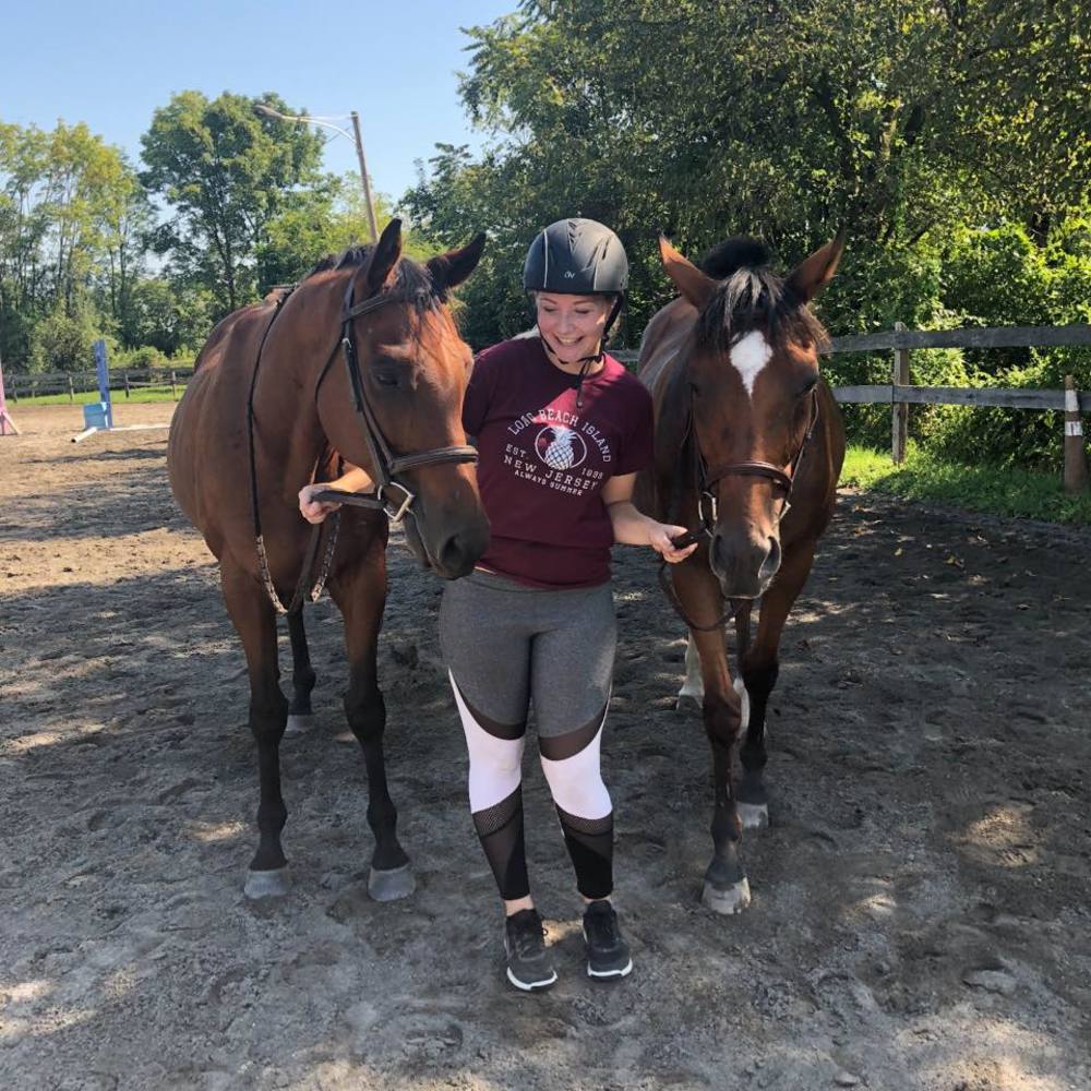 Meet your Posher, Ashley